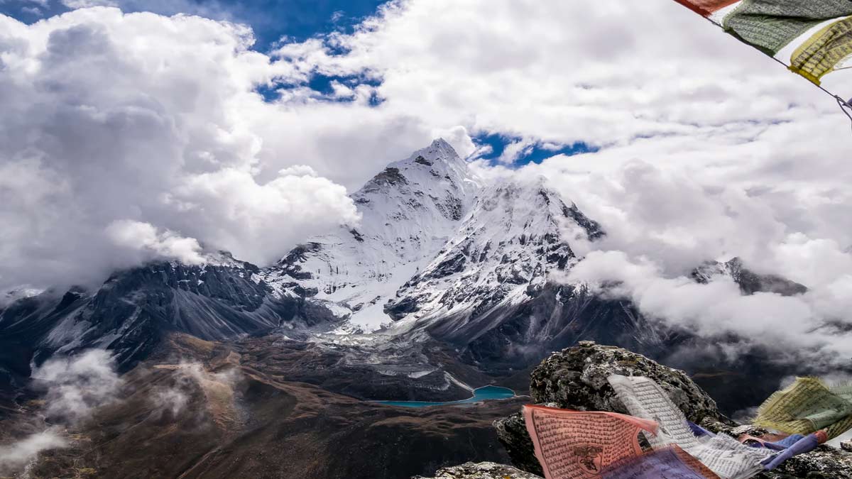 You Will Never Get Bored On Everest Base Camp Trek