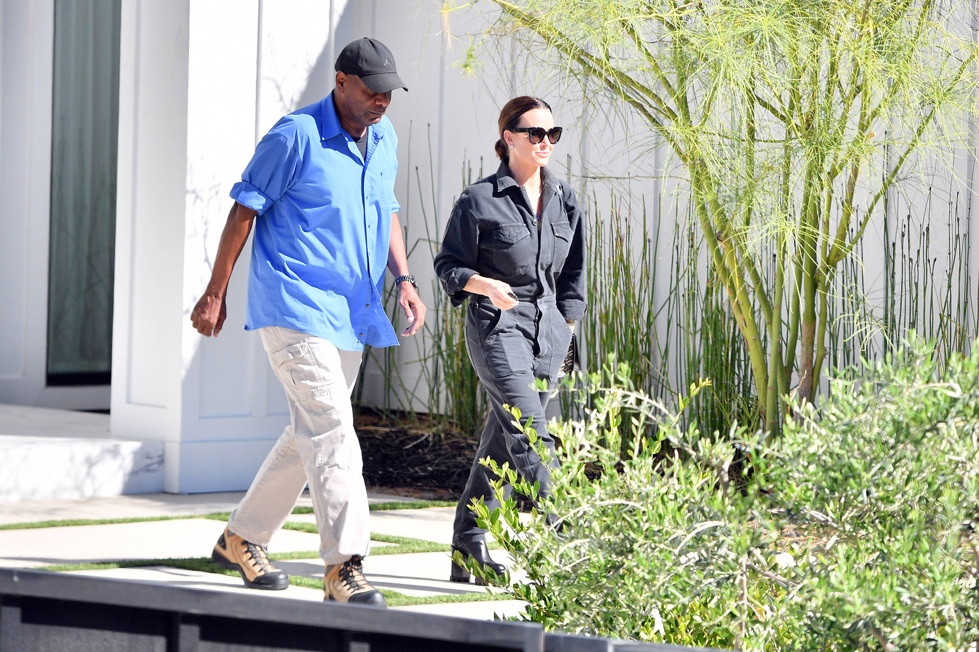 kyle richards visits dorit kemsley after robbery