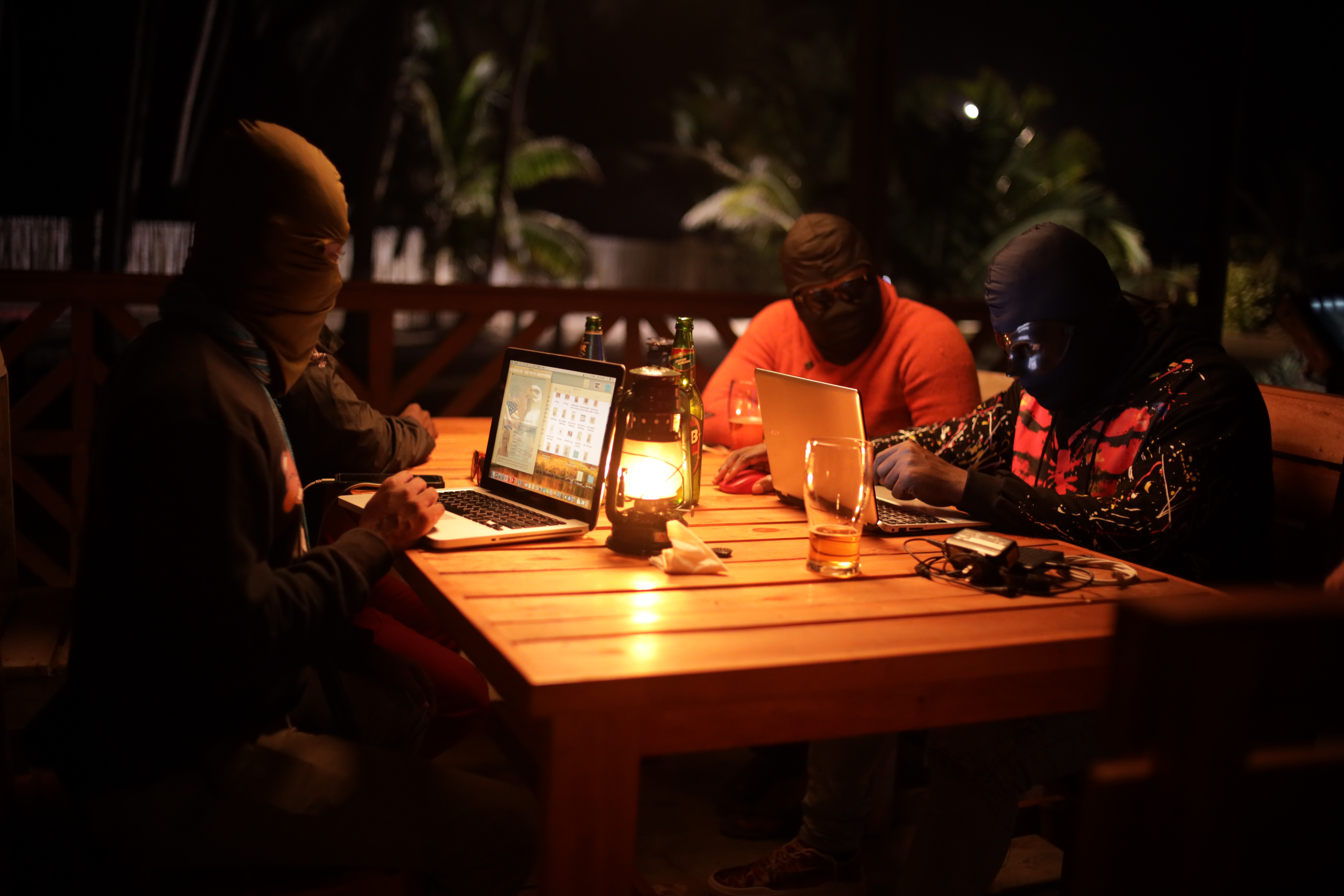 A team of romance scammers in Ghana work together to bilk money from their online paramours. 