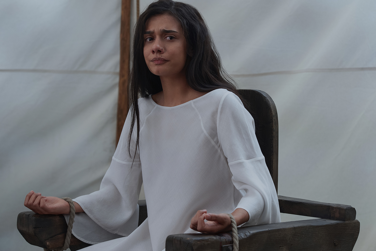 Egwene (Madeleine Madden) being tortured in The Wheel of Time Episode 5