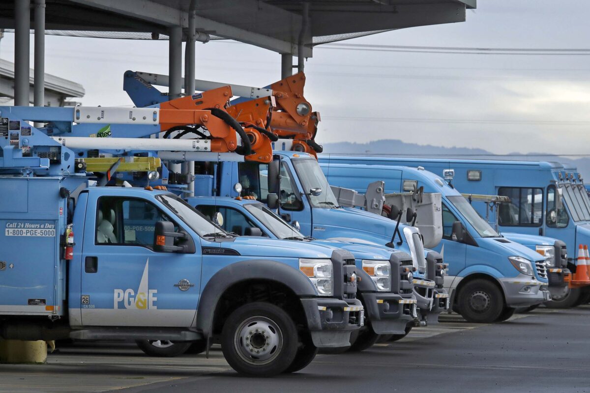 PG&E blamed for big Northern California wildfire